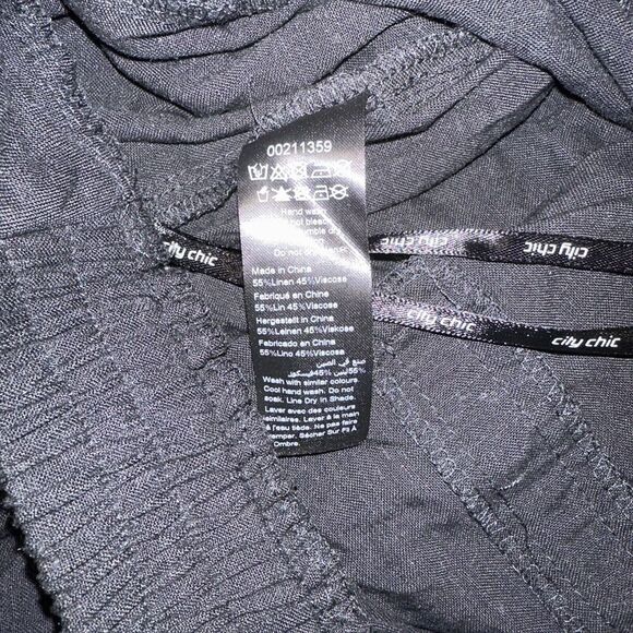 City Chic Shorts Black Shorts Linen & Cotton Belt Plus Sz XS. NWOT. 16 - Picture 4 of 9